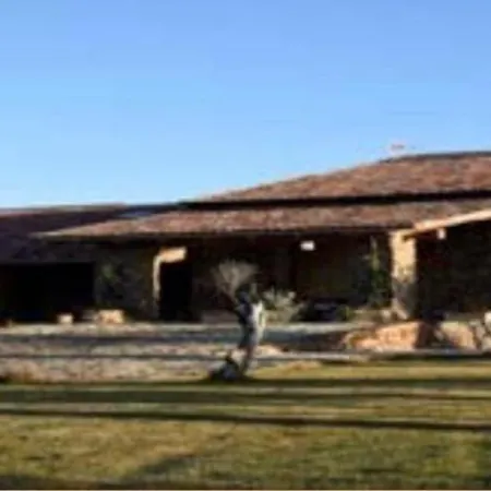 Yeguada Jimenez Latorre Casa rural Fernancaballero